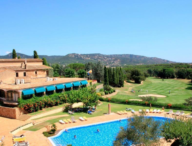 Villa En El Golf Costa Brava A 5 Min De La Playa ซานตากริสตีนาเดโฮ ภายนอก รูปภาพ